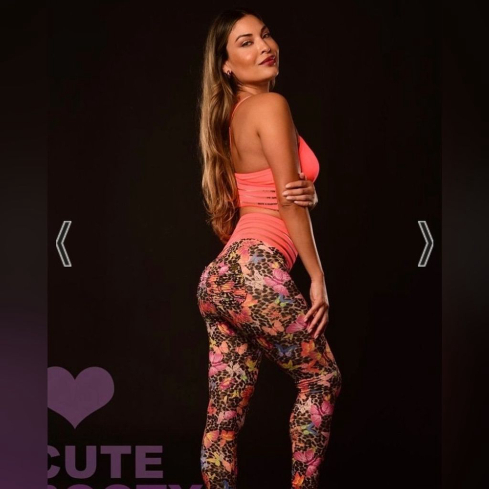 🆕Cute Booty Lounge - Social Butterfly Lifestyle Cute Booty Leggings